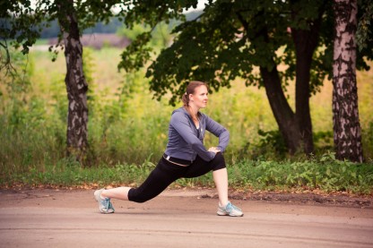 The 6 Most Essential Running Stretches & Strength Exercises for Runners