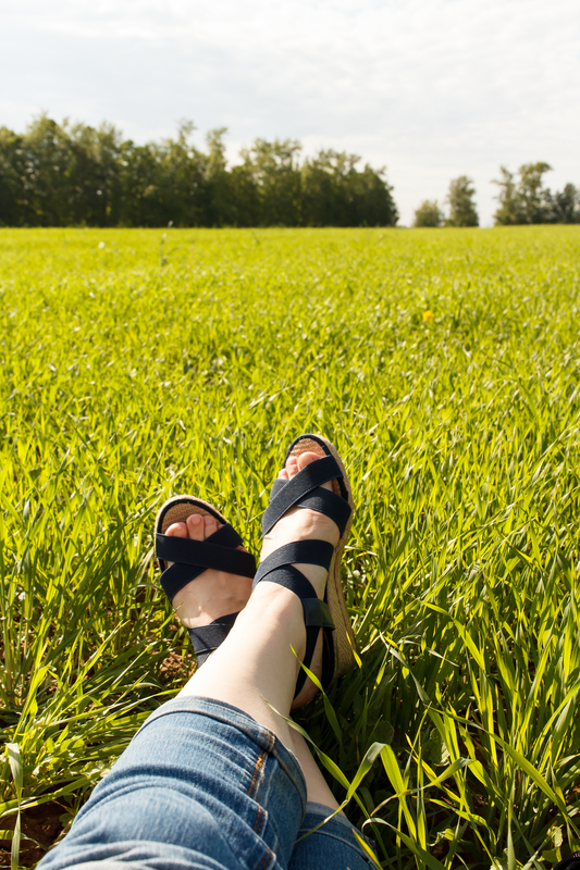 sandals bad for feet