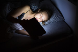 avoid using screens at night